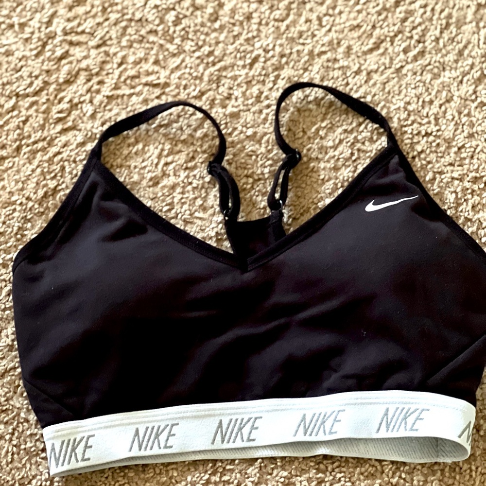 NIke sport bra